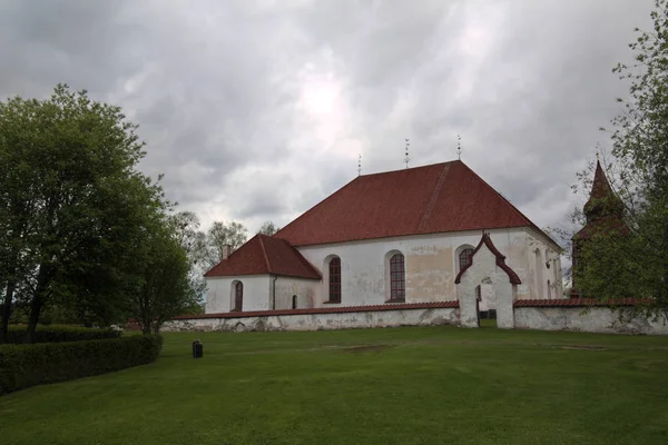Igreja Sueca em Oviken no Condado de Jamtland — Fotografia de Stock