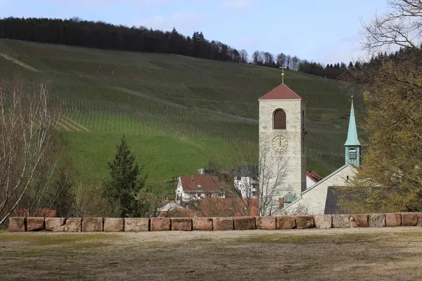 St.-Michael-Kirche in Neuweier, Baden-Württemberg — Stockfoto