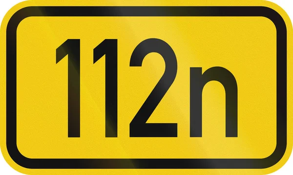 Escudo de carretera numerado de una Bundesstrasse alemana (carretera federal ) — Foto de Stock