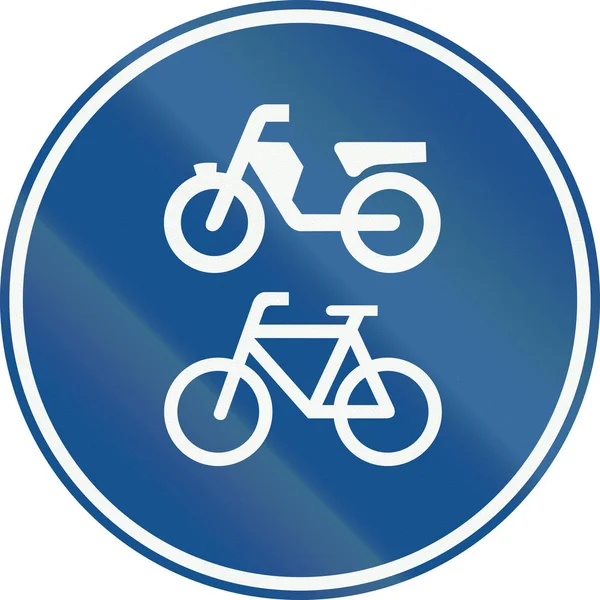 Дорожный знак Нидерландов G12a - только для велосипедов и мопедов — стоковое фото