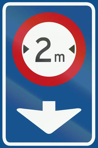 Нідерланди дорожній знак L12 - інформація про панель застосовується на смугу нижче — стокове фото