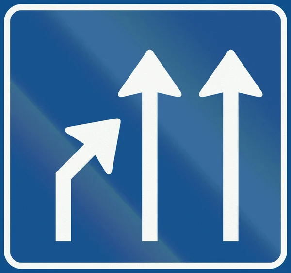 Дорожный знак Нидерландов L5 - Конец полосы — стоковое фото