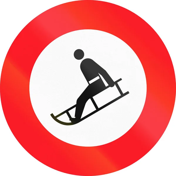 Znak drogowy używany w Szwajcarii - nie sankach — Zdjęcie stockowe
