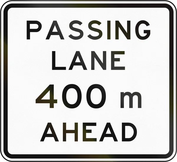 Nya Zeeland vägskylt: Passling lane framåt i 400 meter — Stockfoto