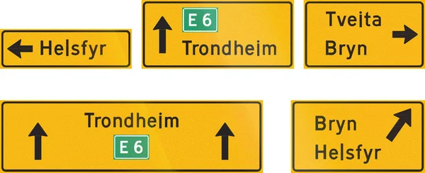 Compuesto de señales de dirección de la carretera noruega con destinos — Foto de Stock