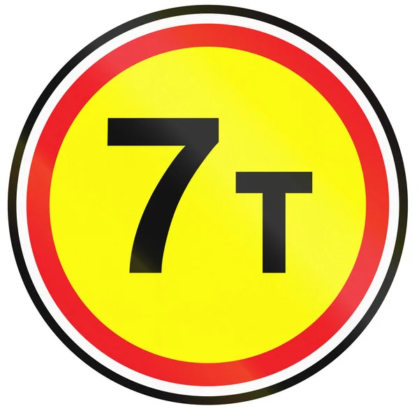Road sign used in Belarus - Maximum weight — Stock Photo, Image