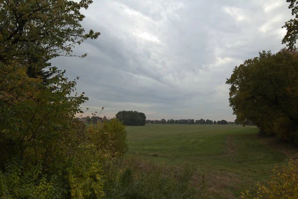 Vista sul campo vicino Lindau, Sassonia-Anhalt, Germania — Foto Stock