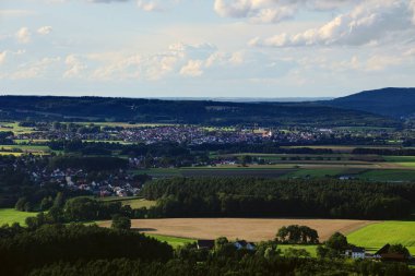 Loderbach 'taki der Oberpfalz' daki Neumarkt yakınlarındaki Wolfstein kalesinden görüntü
