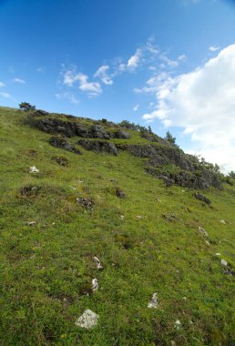 Rock kayalıkları Schanzberg yakınındaki Unterwiesenacker, Upper Palatinate, Almanya, HDR görüntü