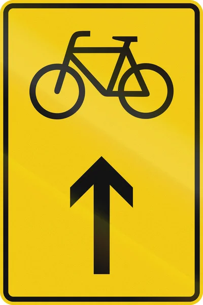 Señal de dirección alemana para la ruta de ciclistas —  Fotos de Stock
