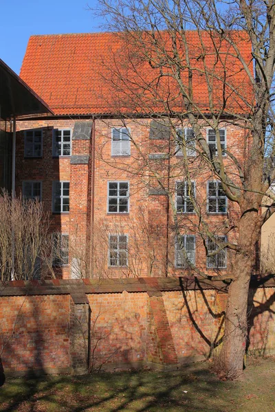 Historiska Franciskanska klostret, listd som monument i Greifswald, Tyskland — Stockfoto