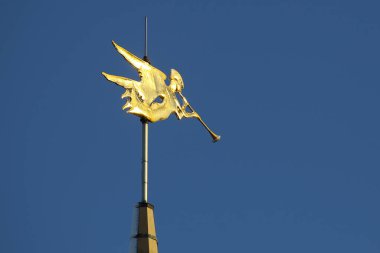 Stokholm 'deki İngiliz Kilisesi Engelska Kyrkan' da rüzgar gülü.