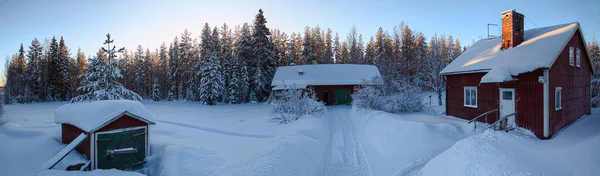 Панорама Шведської Ферми Зимового Вечора — стокове фото