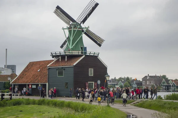 Zaanse Schans - Bairro de Zaandam, Países Baixos . — Fotografia de Stock