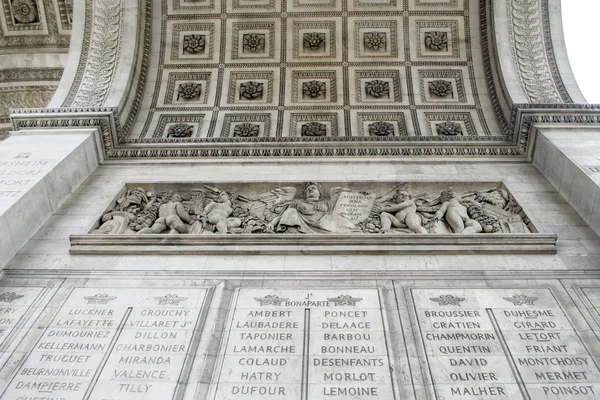 Arc de Triomphe in Paris. Decorative elements. — Stock Photo, Image