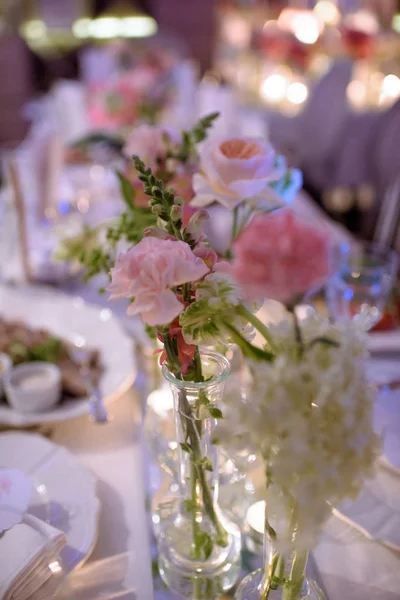 Decorazione ristorante di nozze — Foto Stock