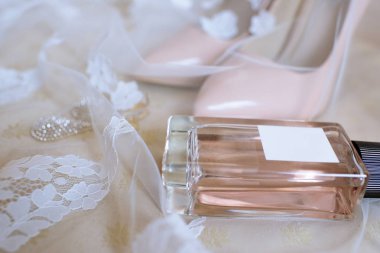 güzel düğün aksesuarları