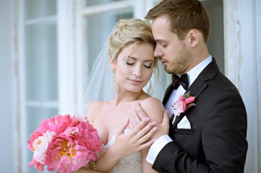 güzel çift sarılma