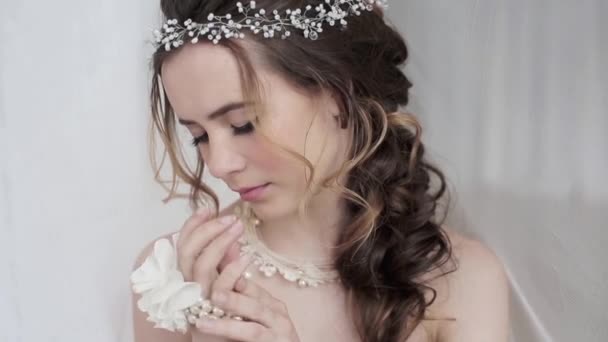 Bela Noiva Posando Estúdio Vestido Noiva — Vídeo de Stock