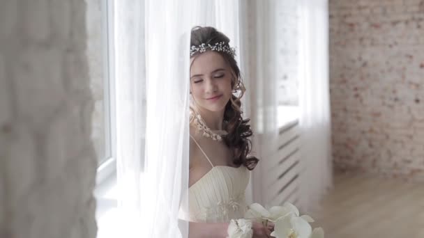 Schöne Junge Braut Wunderschönen Brautkleid — Stockvideo