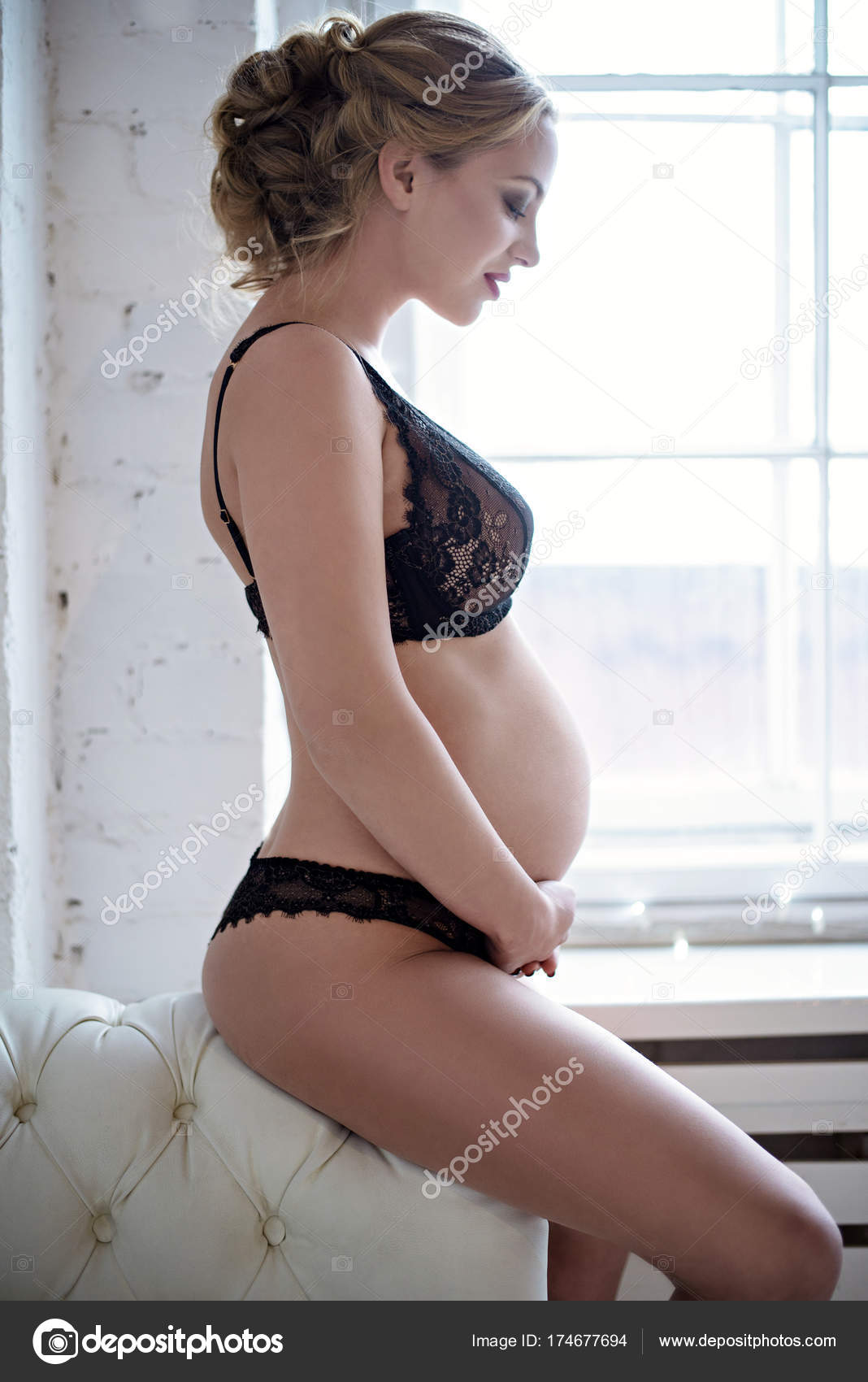 Sexy Pregnant Panties Pic