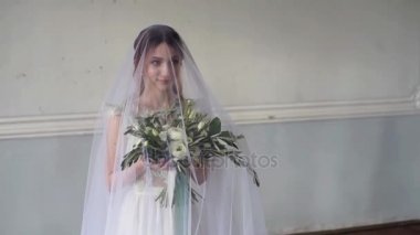 Muhteşem Gelinlik güzel genç gelin