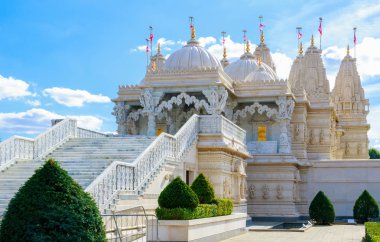 Neasden Londra'da Hindu tapınağı
