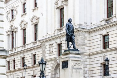 Churchill savaş odaları ve Robert Clive Anıtı Londra'da