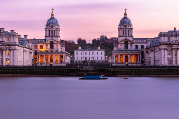 Utsikt över Greenwich från ön trädgårdar — Stockfoto