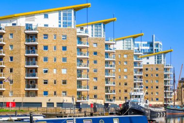 Limehosue Havzası, Yalı daireler