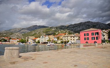 Karlobag town adlı Hırvatistan Adriyatik kıyısı görüntüleyin 