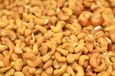 Arka plan ile kavrulmuş fıstık yığını