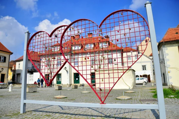Cerca Forma Corazón Con Cerraduras Maribor Parte Noreste Eslovenia — Foto de Stock