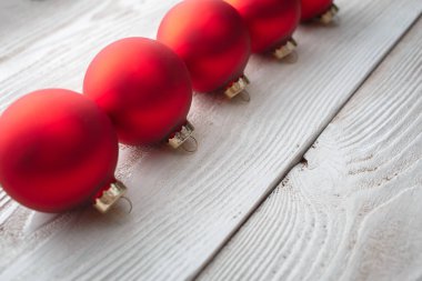 Arka plan christmas dekorasyon. Kırmızı Noel top. Festival christmas dekorasyon önemsiz şey mevsimlik kış tatil glitter. Yeni Yılınız Kutlu Olsun. Mutlu Noeller.