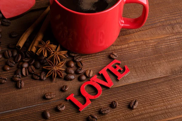 Kahve çekirdekleri. Günaydın. Kavrulmuş kahve çekirdekleri arka plan kapatın. Üst metin kopyalama yeri olan kahve çekirdekleri kazık. Kahve evi.