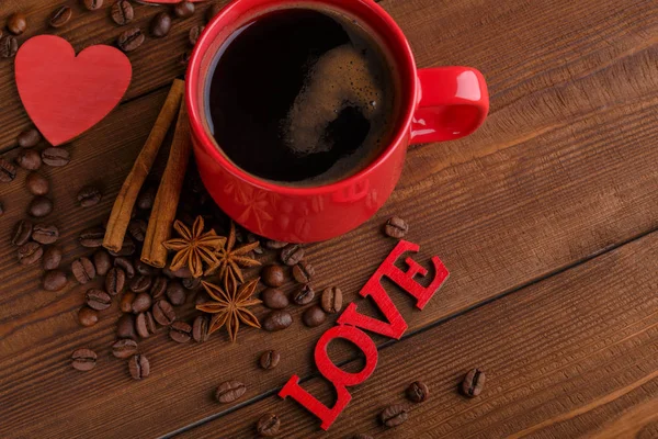 Kahve çekirdekleri. Günaydın. Kavrulmuş kahve çekirdekleri arka plan kapatın. Üst metin kopyalama yeri olan kahve çekirdekleri kazık. Kahve evi.