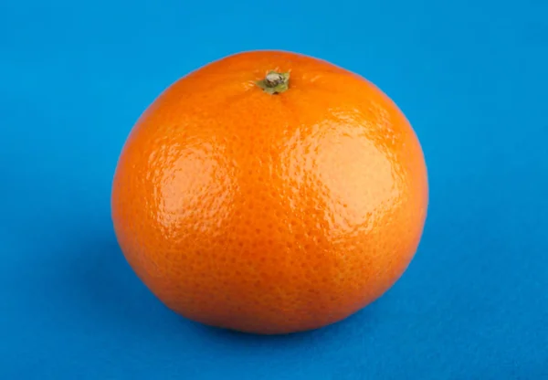 Gros Plan Mandarin Mûr Sur Fond Blanc Orange Mandarine Coloré — Photo