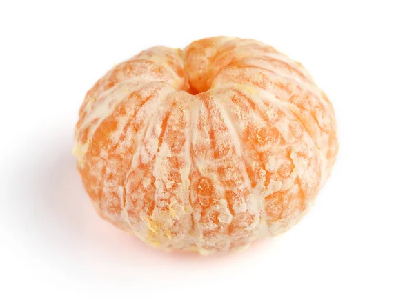 Rijpe Mandarijn close-up op een witte achtergrond. Mandarijn oranje. Kleurrijk eten en drinken nog leven concept. Verse groenten en fruit op de achtergrond in kleur. Clementine. Citrus. Vers fruit. Dieet. — Stockfoto