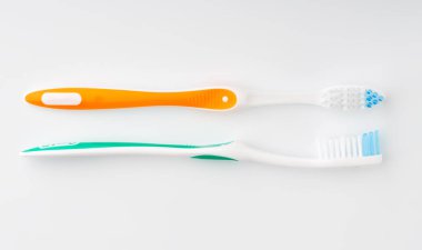 beyaz izole diş fırçası. Kişisel Hijyen. Sağlıklı bir ağız. Banyo Gereçleri. aksesuarlar