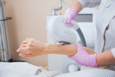 Lazer tüy aldırma, fotokopi, vücut ve cilt bakımı konsepti.