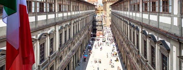 Florencja, Toskania, Włochy - 07 czerwca 2016: Galerii Uffizi, o — Zdjęcie stockowe