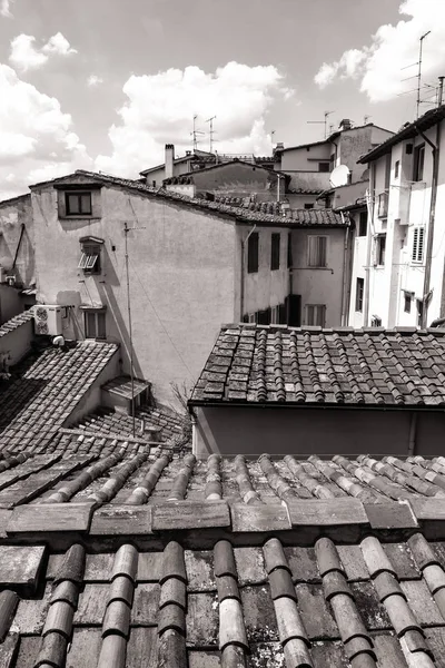 피렌체, 토스카나, 이탈리아에서 이탈리아어 빨간 지붕. — 스톡 사진