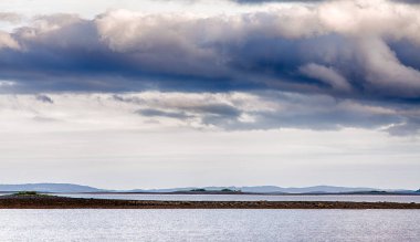 İrlanda Denizi üzerinden günbatımı / Groomsport, Bangor üzerinden Belfast Lough, 