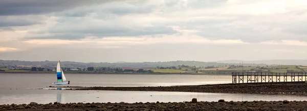 Yacht sailing on Strangford Lough, County Down, Northern Ireland — Stock Photo, Image