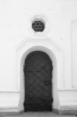 Demir kapı Ortodoks Kilisesi.