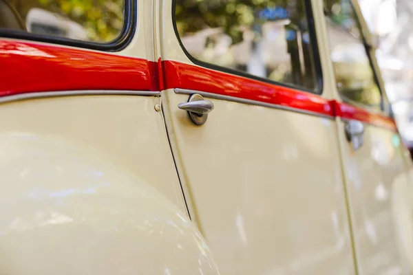 Doors of a red and white vintage car — Stock Photo, Image