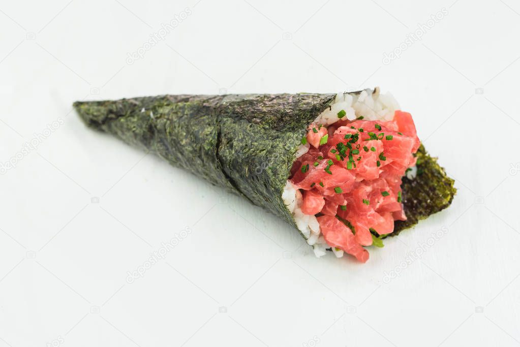 Tuna hand roll sushi temaki