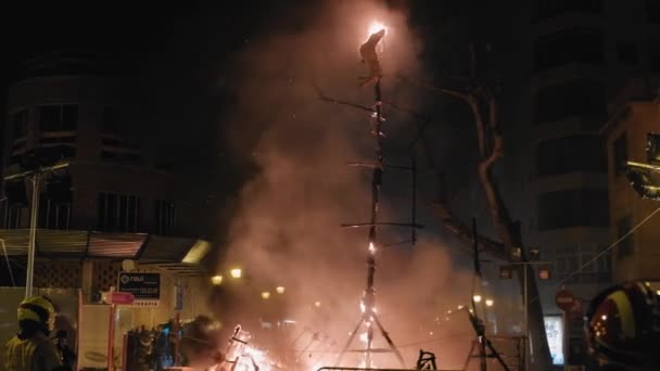 Spanyolország Denia 2019. március 15. Során égő a Fallas .Tradicionális nyaralás Valencia. — Stock videók
