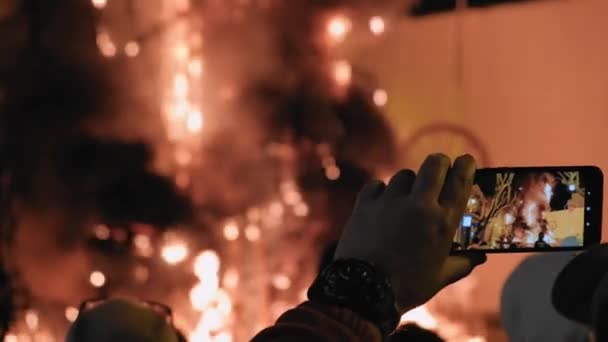 Spanien denia am 15. märz 2019. während der verbrennung der fallas .traditional holiday in valencia. — Stockvideo