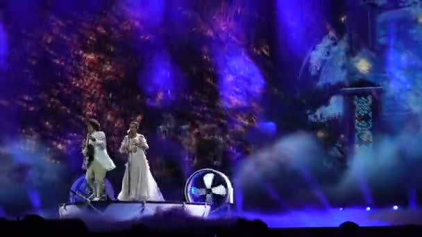 KIEV, UCRANIA - 12 DE MAYO DE 2017: Concurso de canciones de Eurovisión Naviband Participant from Belarus — Vídeo de stock
